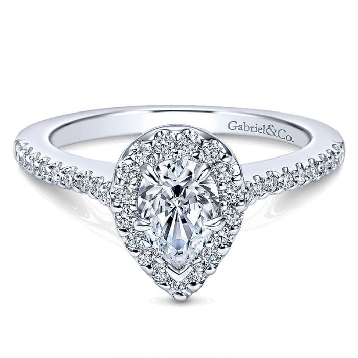 Pear Shaped Engagement Rings: How To Pick The Perfect Teardrop