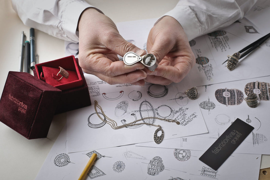 jeweler, jewelry designs, magnifying glass