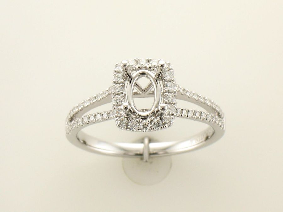 PLATINUM & 14K WHITE GOLD DIAMOND GRAY SPINEL RING