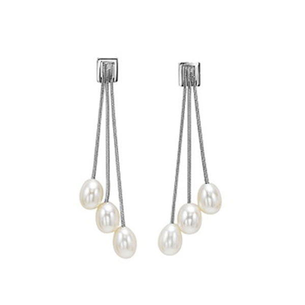 Silver Pearl Earring