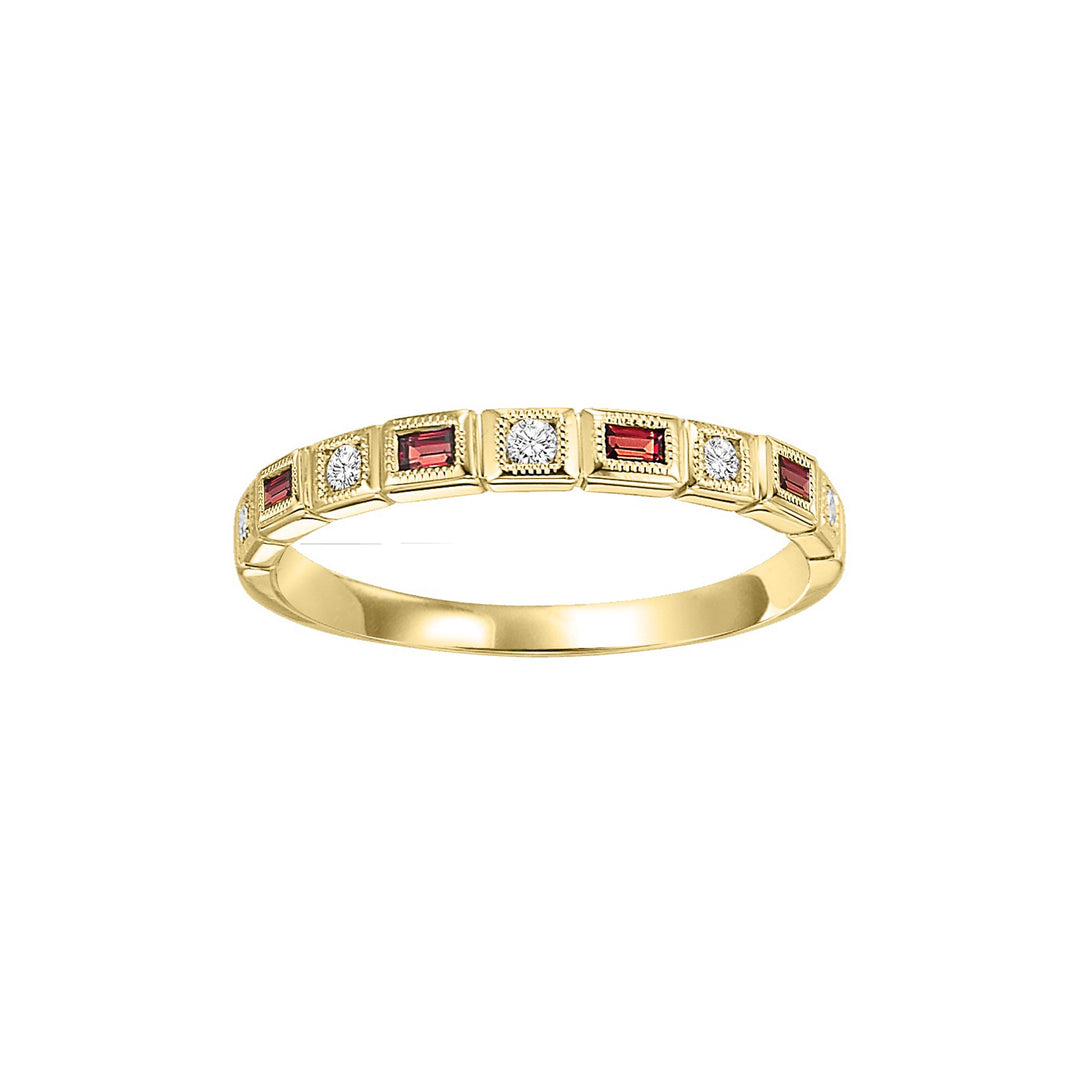14Kt Yellow Gold Diamond 1/12Ctw & Garnet 1/6Ctw Ring