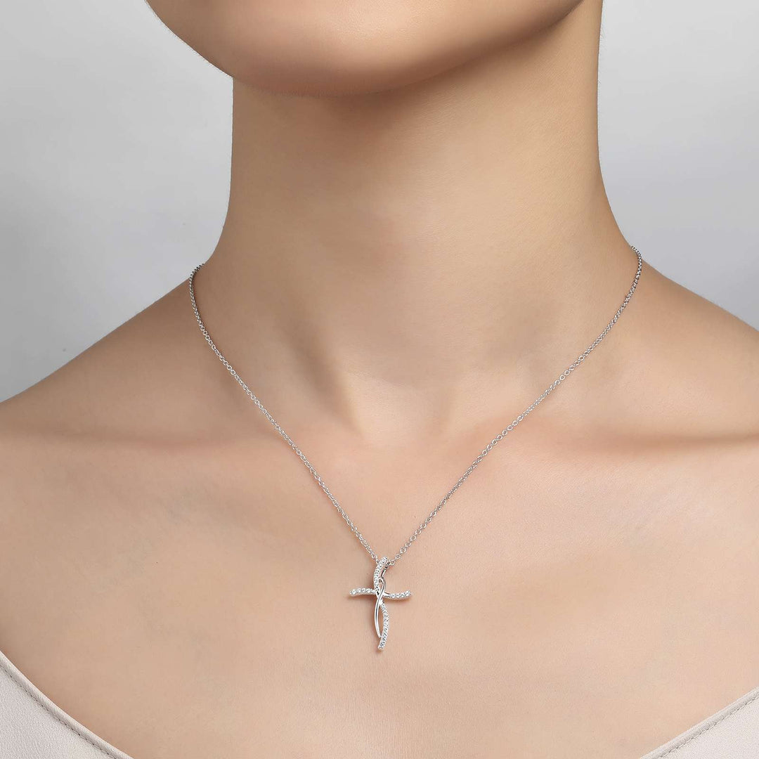 0.24 CTW Cross Pendant Necklace