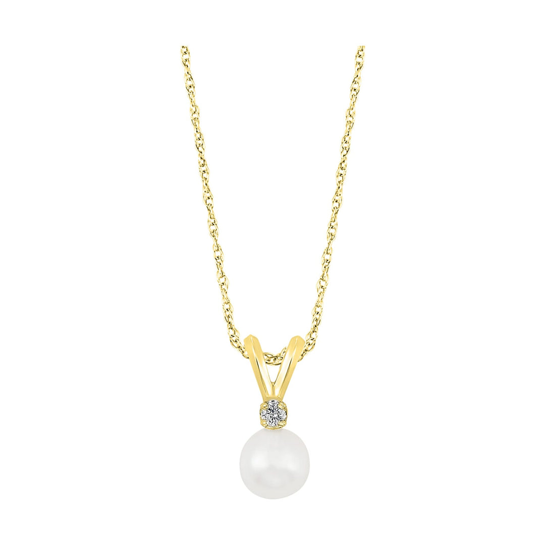 14Kt Yellow Gold Diamond 1/50Ctw & Pearl Pendant