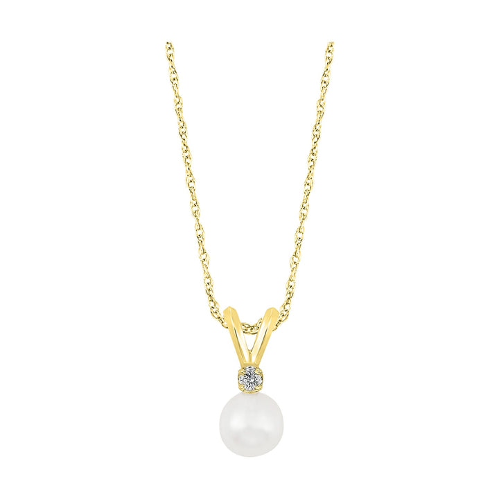 14Kt Yellow Gold Diamond 1/50Ctw & Pearl Pendant