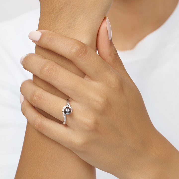 Silver Pearl 1 1/2Ctw Ring
