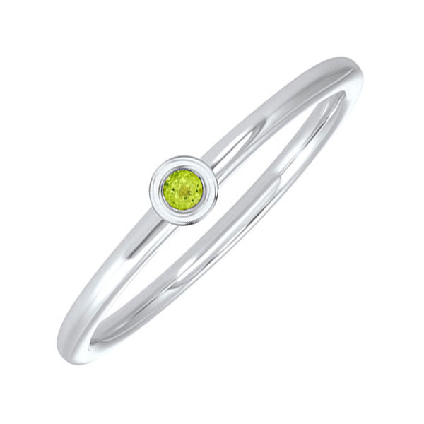 10Kt White Gold & Peridot 1/25Ctw Ring