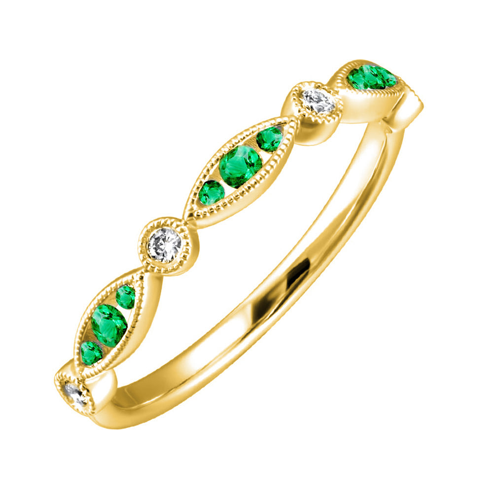 14Kt Yellow Gold Diamond 1/20Ctw & Emerald 1/8Ctw Ring