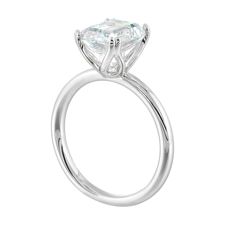 14Kt White Semi Mount For 2Ctw Emerald Cut Center