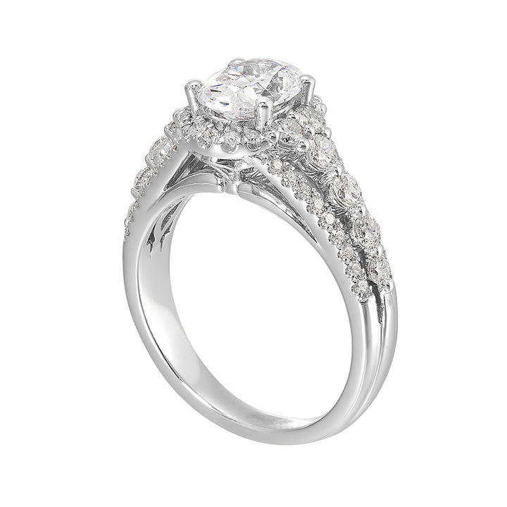 A gorgeous engagement ring featuring three rows of diamonds with bigger diamonds in center and smaller diamonds on the sides gives stunning look.