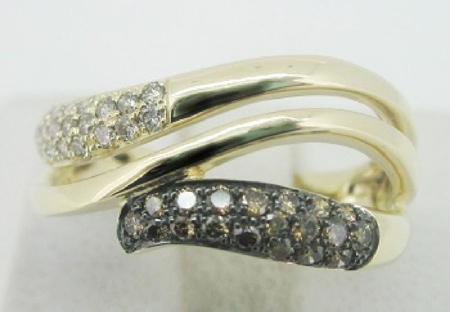14K YELLOW GOLD DIAMOND  RING