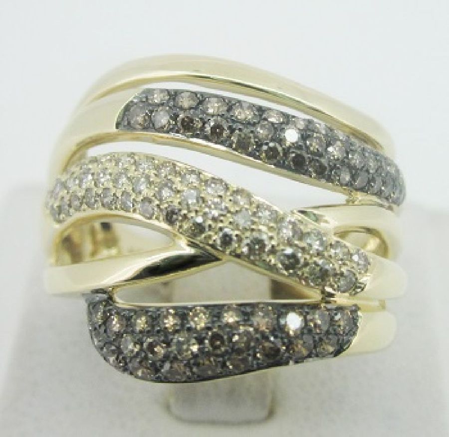 14K YELLOW GOLD DIAMOND  RING